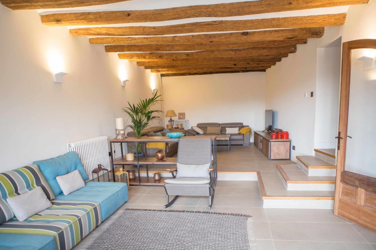 Casa Rural Masia Les Apieres El Pla de Manlleu Buitenkant foto
