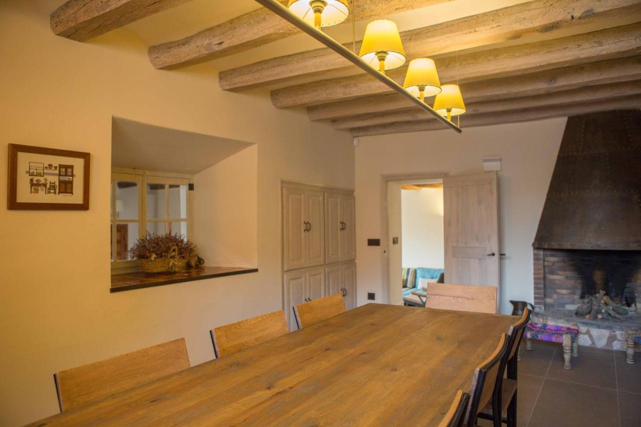 Casa Rural Masia Les Apieres El Pla de Manlleu Buitenkant foto